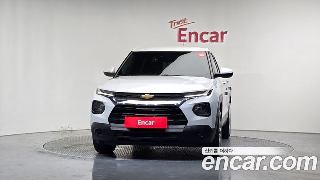 Chevrolet Korea Trailblazer 2022 — photo 3