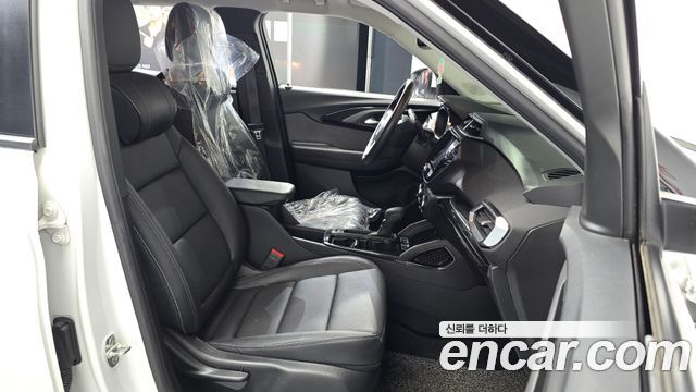 Chevrolet Korea Trailblazer 2022 — photo 16