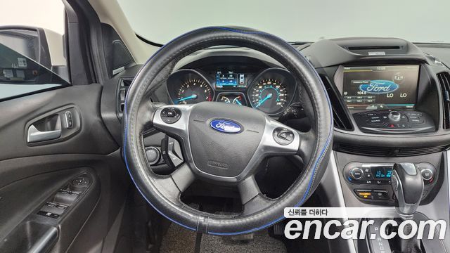 Ford Escape 2015 — photo 13