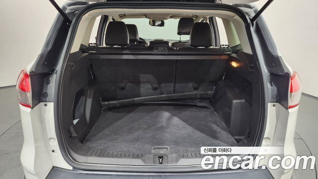 Ford Escape 2015 — photo 20