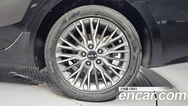 Kia K3 2024 — photo 7