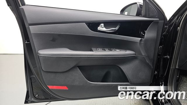 Kia K3 2024 — photo 14