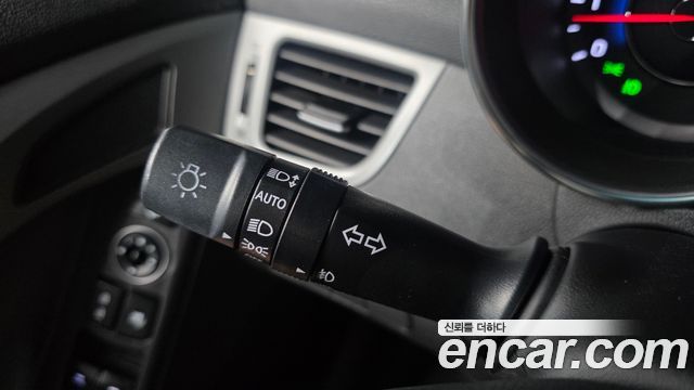 Hyundai AVANTE 2015 — photo 32