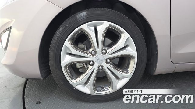 Hyundai i30 2012 — photo 5