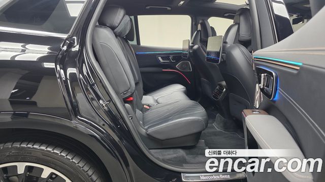 Mercedes-Benz EQS 2023 — photo 17