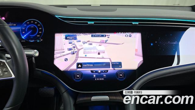 Mercedes-Benz EQS 2023 — photo 20