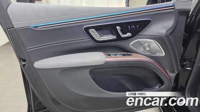 Mercedes-Benz EQS 2023 — photo 14