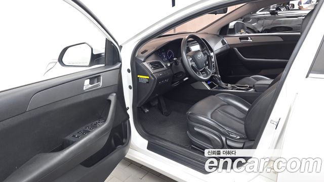 Hyundai Sonata 2015 — photo 10