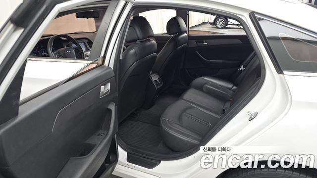 Hyundai Sonata 2015 — photo 11