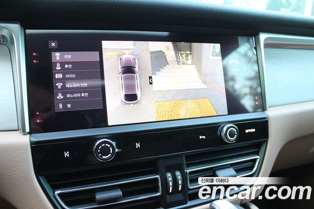 Porsche Macan 2022 — photo 10