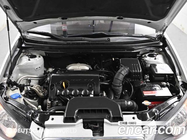 Hyundai AVANTE 2010 — photo 6