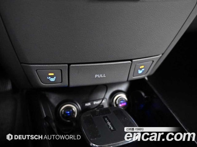Hyundai AVANTE 2010 — photo 17