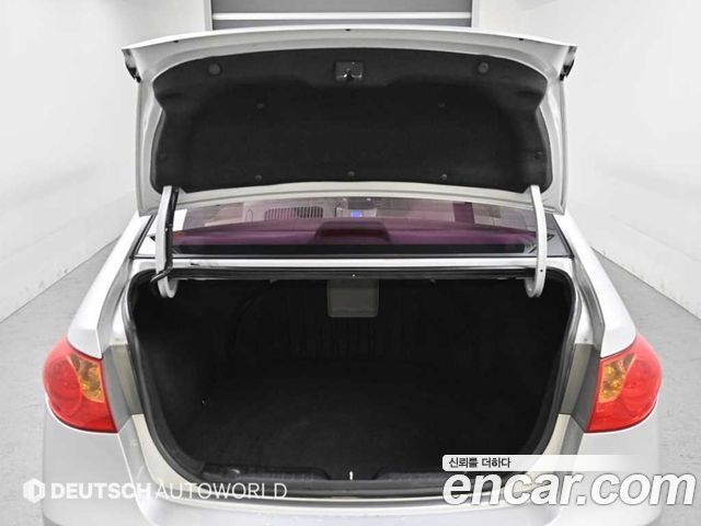 Hyundai AVANTE 2010 — photo 20