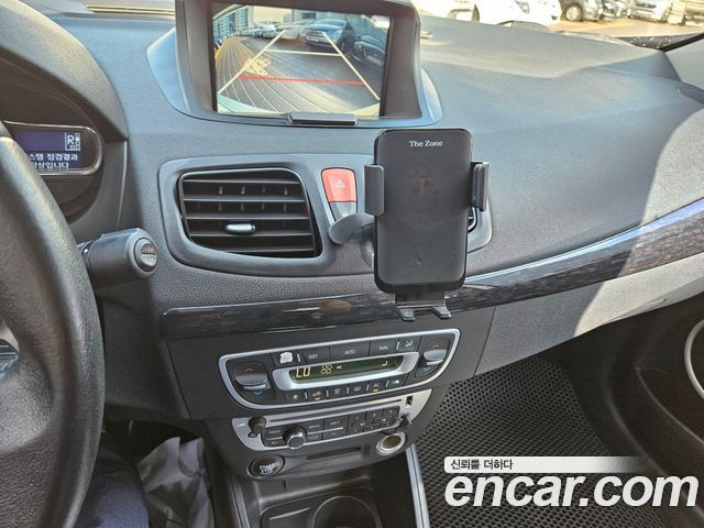 Renault Korea SM3 2015 — photo 19