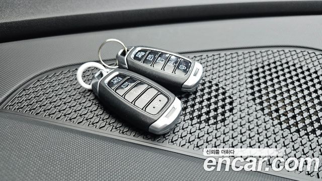 Hyundai AVANTE 2021 — photo 22