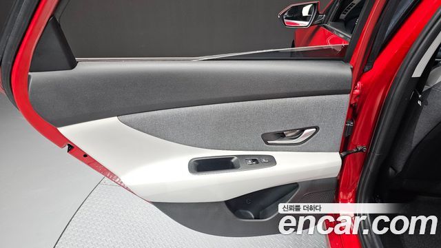Hyundai AVANTE 2021 — photo 15