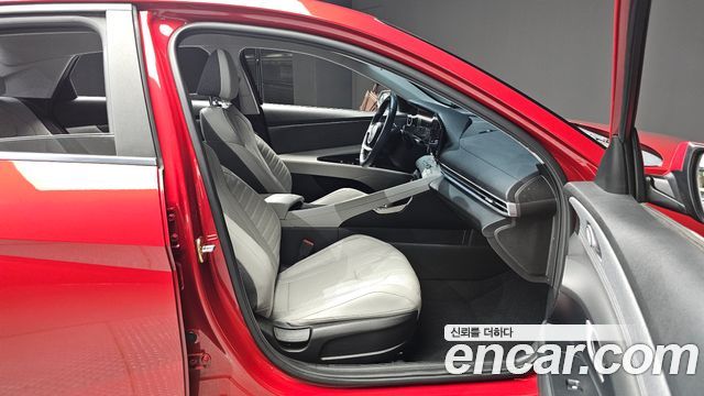 Hyundai AVANTE 2021 — photo 16
