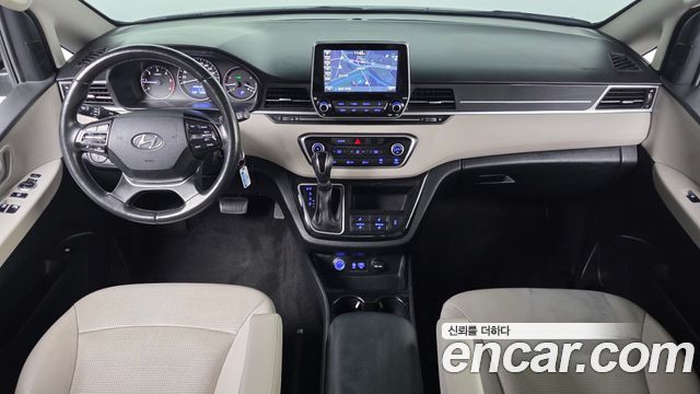 Hyundai Starex 2019 — photo 7