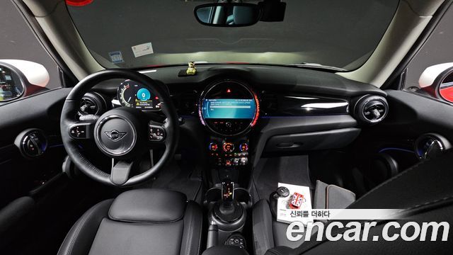 Mini Cooper 2024 — photo 7