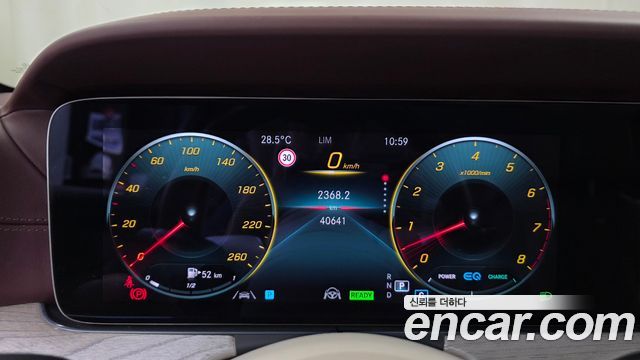 Mercedes-Benz CLS-Class 2022 — photo 11