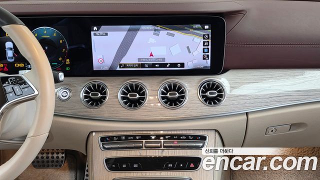 Mercedes-Benz CLS-Class 2022 — photo 20