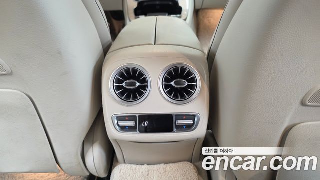 Mercedes-Benz CLS-Class 2022 — photo 31