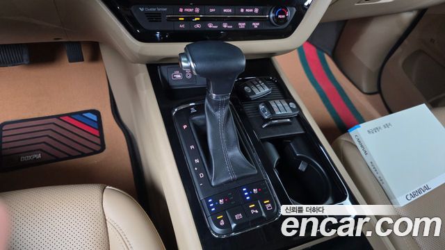 Kia Canival 2018 — photo 9
