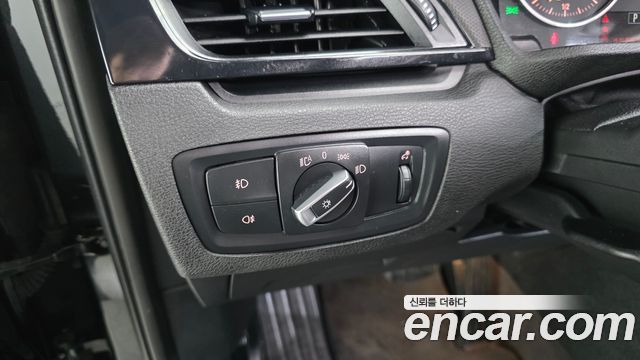 BMW X1 2018 — photo 17