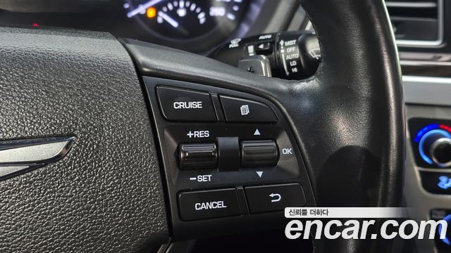 Genesis G80 2018 — photo 16