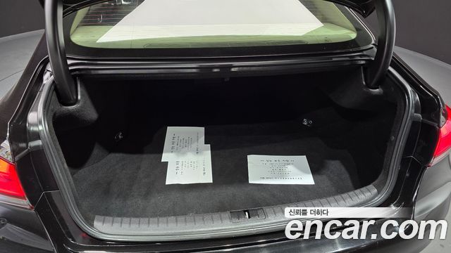 Genesis G80 2018 — photo 17