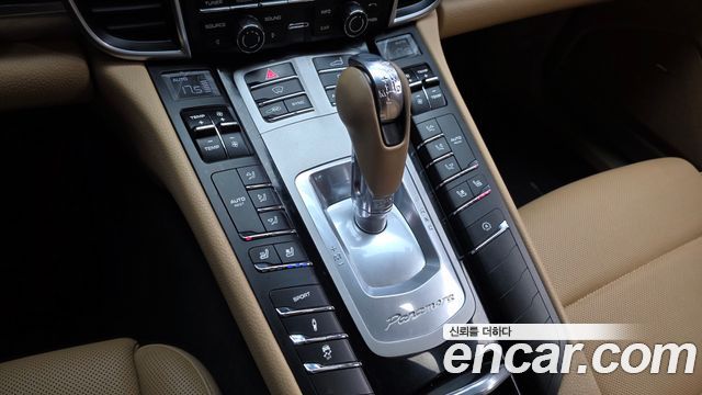 Porsche Panamera 2016 — photo 9