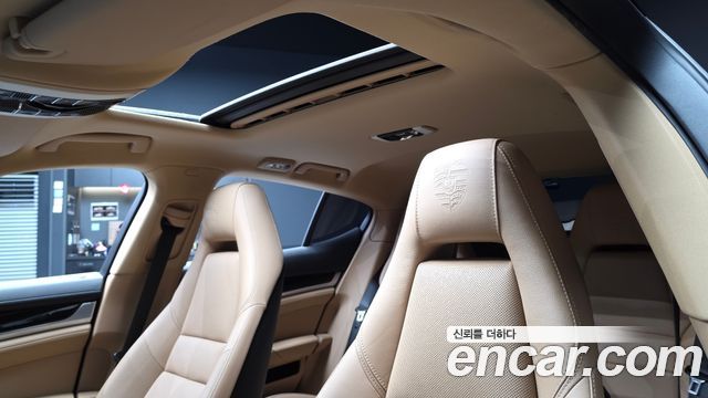 Porsche Panamera 2016 — photo 16