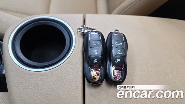 Porsche Panamera 2016 — photo 19