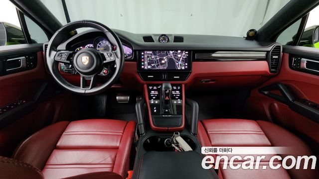 Porsche Cayenne 2022 — photo 10