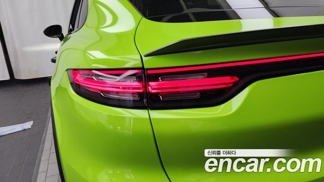 Porsche Cayenne 2022 — photo 9