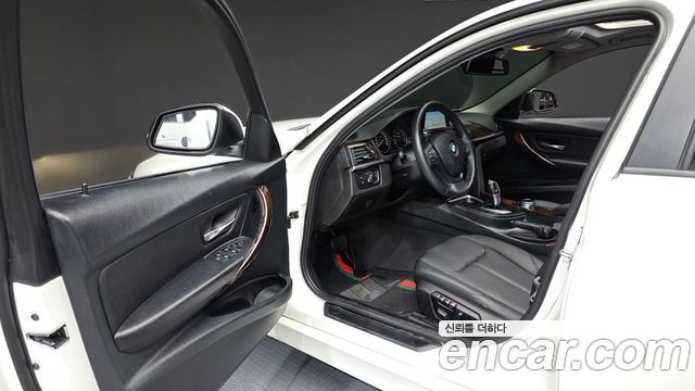 BMW 3-Series 2014 — photo 10
