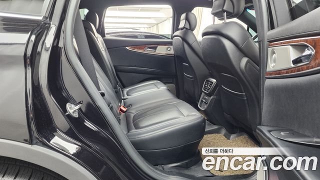 Lincoln Nautilus 2020 — photo 12