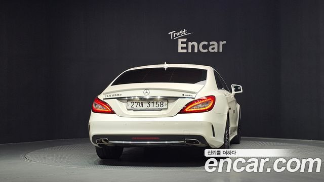 Mercedes-Benz CLS-Class 2017 — photo 4