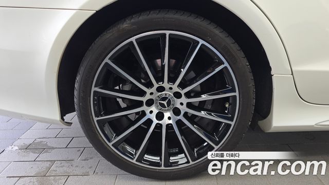 Mercedes-Benz CLS-Class 2017 — photo 5