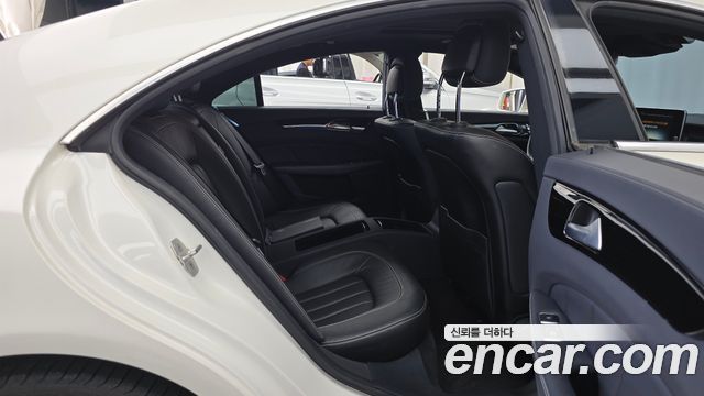 Mercedes-Benz CLS-Class 2017 — photo 12