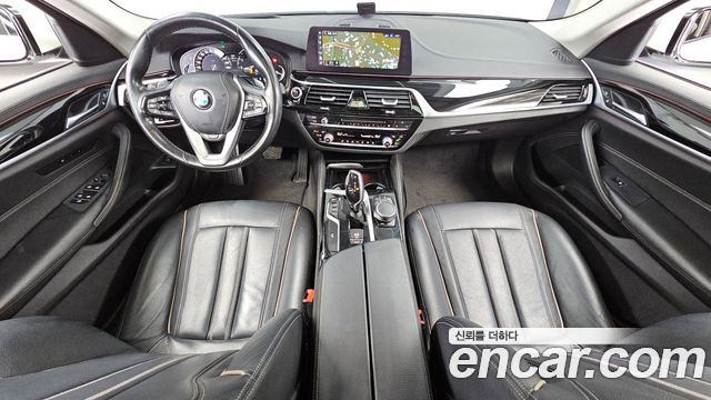 BMW 5-Series 2018 — photo 7
