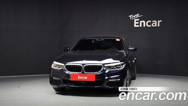 BMW 5-Series 2018 — photo 3