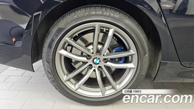 BMW 5-Series 2018 — photo 5