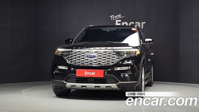 Ford Explorer 2021 — photo 3