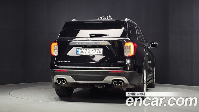 Ford Explorer 2021 — photo 4