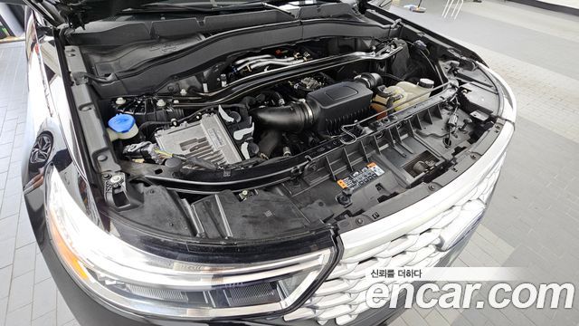 Ford Explorer 2021 — photo 6