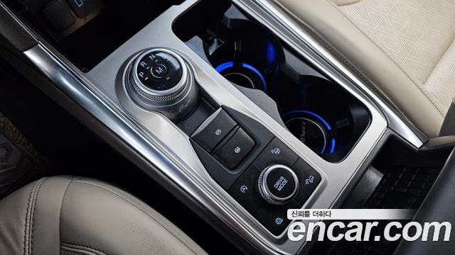 Ford Explorer 2021 — photo 12
