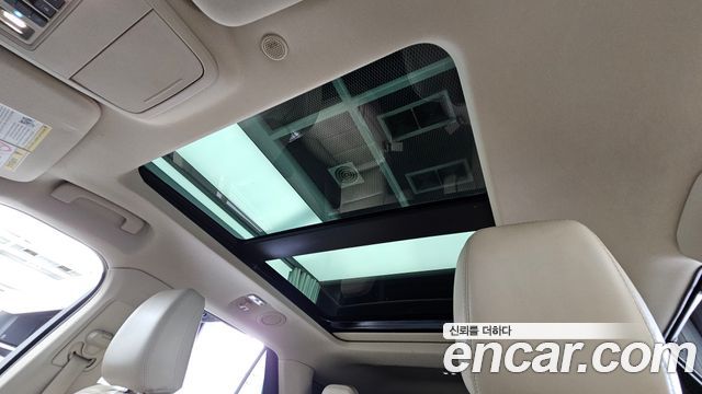 Ford Explorer 2021 — photo 24