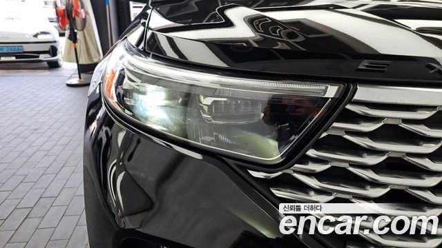 Ford Explorer 2021 — photo 8