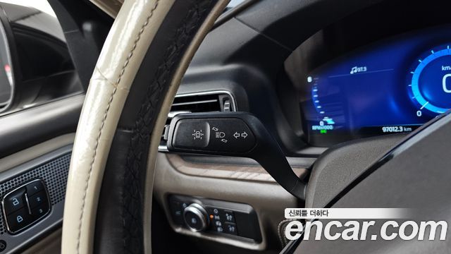 Ford Explorer 2021 — photo 27